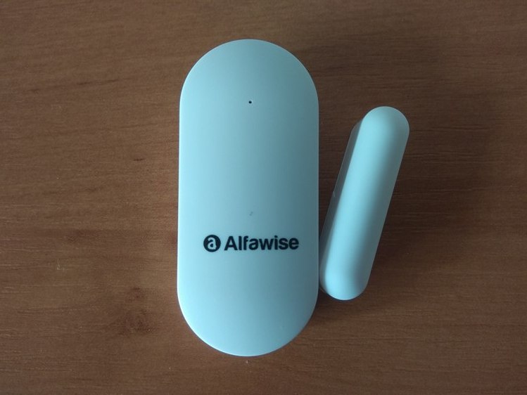 Alfawise Wireless GSM Alarm Overview - Image 1 - Image 2 - Image 3 - Image 4 - Image 5 - Image 6 - Image 7 - Image 8