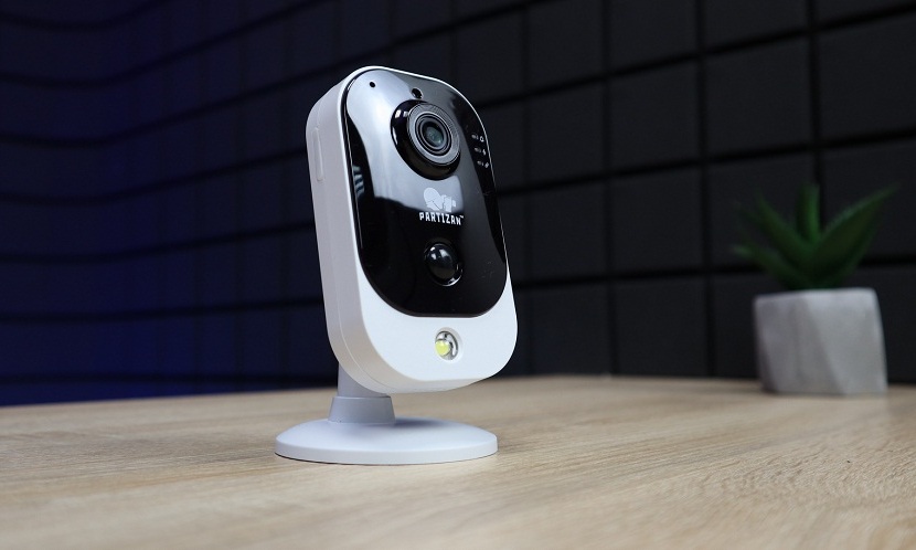 ТОП-5 камер для домашнего видеонаблюдения - Фото 1 - Фото 2 - Фото 3 - Фото 4