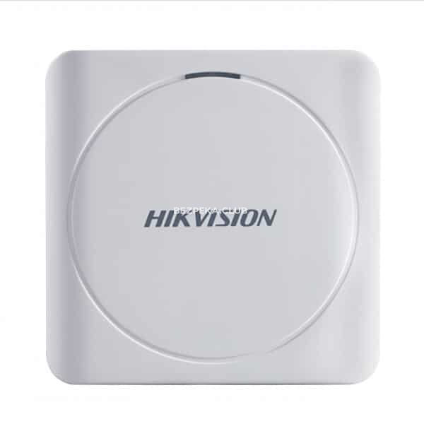 Системы контроля доступа (СКУД)/Считыватель карт Считыватель карт Hikvision DS-K1801E